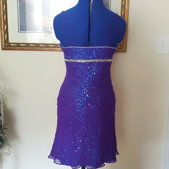 Gorgeous Purple prom dress - Picture 4 of 5